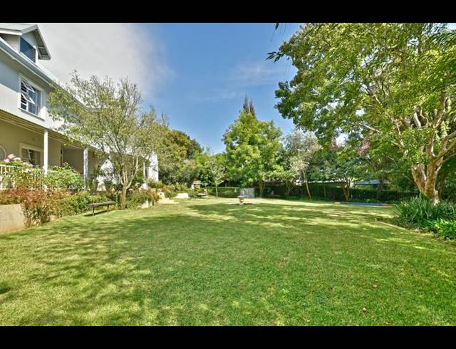 6 BEDROOM HOUSE FOR SALE IN EMMARENTIA